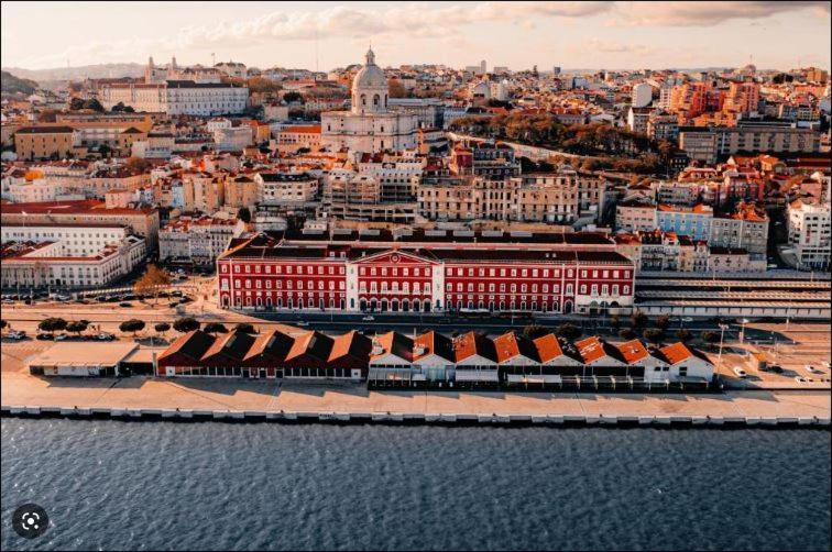 Apartamento Terrasse Ensoleillee Lisboa Exterior foto